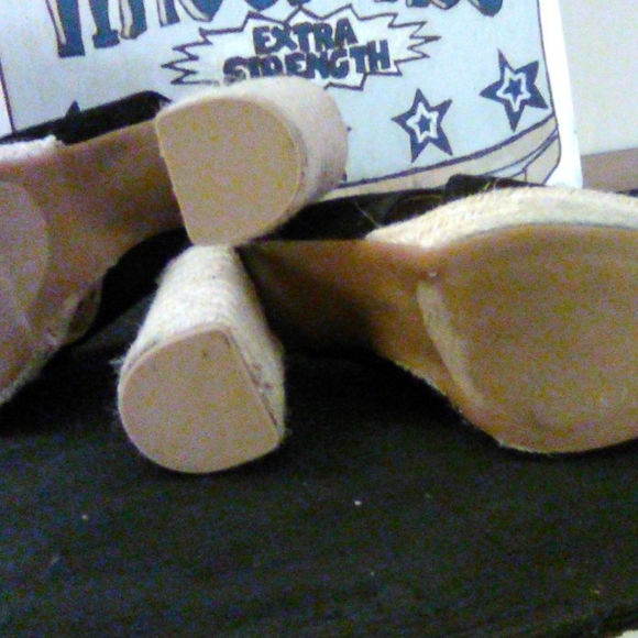 JUST FAB "SAY MY NAME" SLIP ON HEELS - Picture 6 of 9